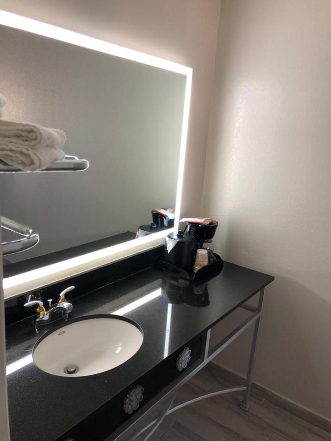Royale Inn Lake Wales Extérieur photo